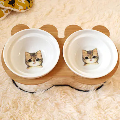 Support surélevé pour gamelle et abreuvoir de chats.